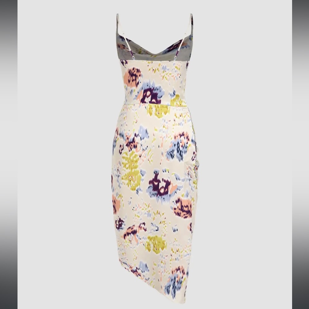 Floral Ruched‎ Midi Dress - Picture 2 of 4